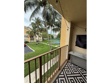 Beach Condo For Sale in West Palm Beach, Florida