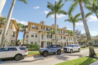 Beach Townhome/Townhouse For Sale in Jupiter, Florida