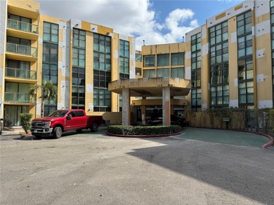 Beach Condo For Sale in Miami, Florida