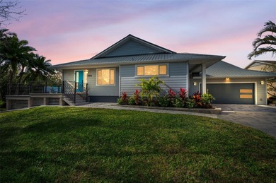 Beach Home For Sale in Tarpon Springs, Florida