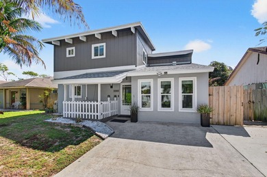 Beach Home For Sale in Delray Beach, Florida