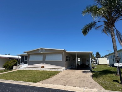 Beach Home For Sale in Bradenton, Florida