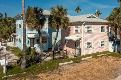 Beach Townhome/Townhouse For Sale in Treasure Island, Florida
