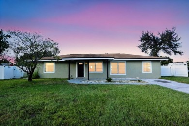 Beach Home For Sale in Apollo Beach, Florida