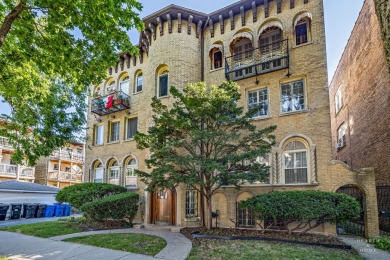 Beach Home Sale Pending in Chicago, Illinois