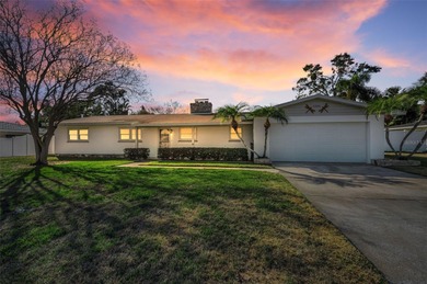 Beach Home Sale Pending in Clearwater, Florida