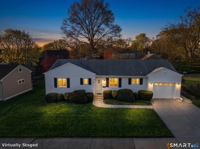 Beach Home For Sale in New London, Connecticut