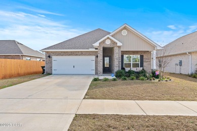 Beach Home Active Under Contract in Lynn Haven, Florida