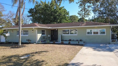 Beach Home For Sale in St. Petersburg, Florida