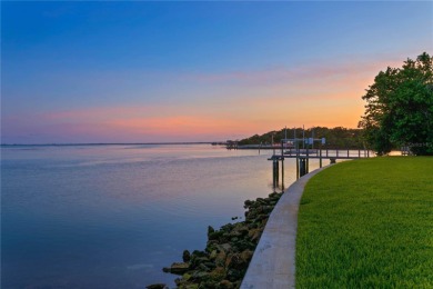 Beach Home For Sale in St. Petersburg, Florida