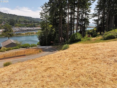 Beach Lot For Sale in Brookings, Oregon
