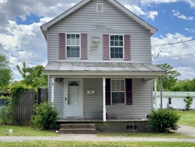 Beach Home For Sale in Hertford, North Carolina
