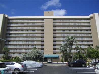 Beach Condo For Sale in Pompano Beach, Florida