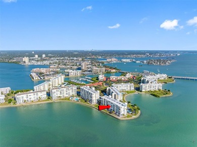 Beach Condo For Sale in South Pasadena, Florida