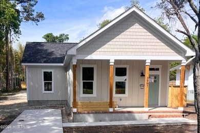 Beach Home For Sale in Wilmington, North Carolina