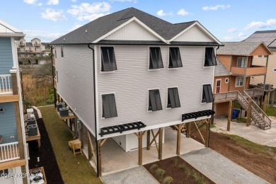 Beach Townhome/Townhouse For Sale in Surf City, North Carolina