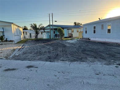 Beach Lot For Sale in Bradenton, Florida