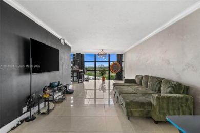 Beach Condo For Sale in Hallandale Beach, Florida