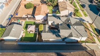 Beach Townhome/Townhouse Active Under Contract in Oceanside, California