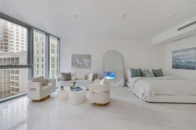 Beach Condo For Sale in Miami, Florida