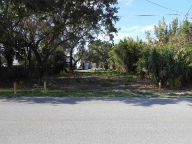 Beach Lot For Sale in Gulf Breeze, Florida