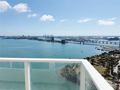 Beach Condo For Sale in Miami, Florida