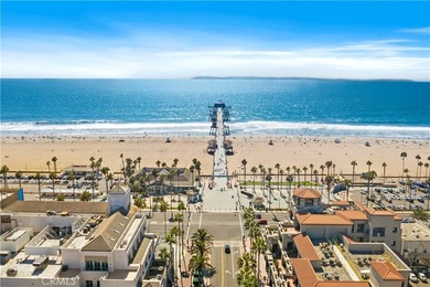 Beach Condo For Sale in Huntington Beach, California