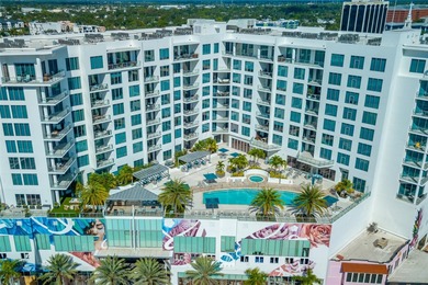 Beach Condo For Sale in Sarasota, Florida