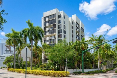 Beach Condo For Sale in Key Biscayne, Florida