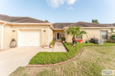 Beach Townhome/Townhouse For Sale in Laguna Vista, Texas