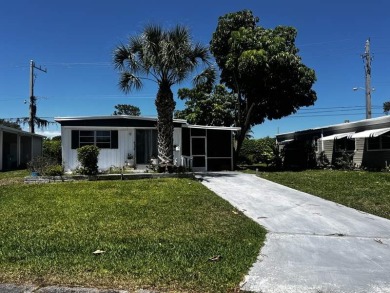 Beach Home For Sale in Boynton Beach, Florida