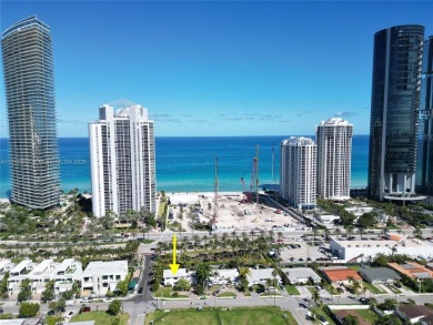 Beach Townhome/Townhouse For Sale in Sunny Isles Beach, Florida