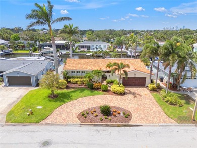 Beach Home For Sale in St. Petersburg, Florida