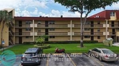 Beach Condo For Sale in Miramar, Florida