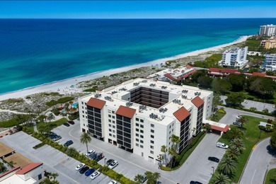 Beach Condo For Sale in Longboat Key, Florida