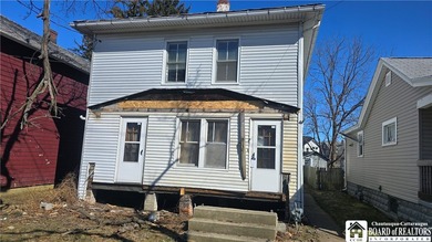 Beach Home For Sale in Dunkirk, New York