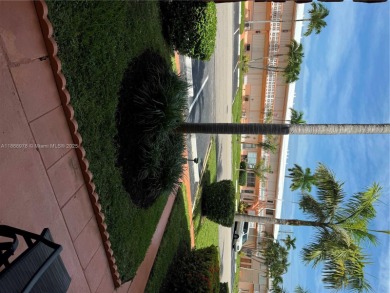Beach Condo For Sale in Hallandale Beach, Florida