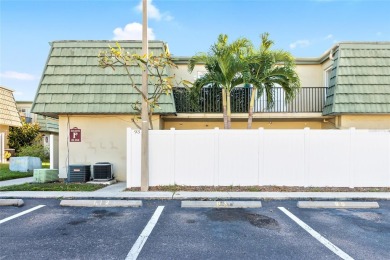 Beach Condo For Sale in Clearwater, Florida