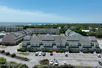 Beach Condo For Sale in Emerald Isle, North Carolina