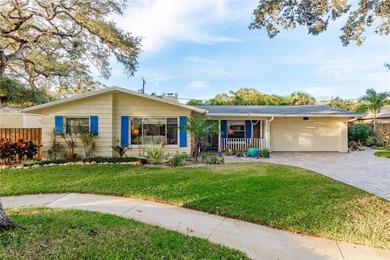 Beach Home Sale Pending in Clearwater, Florida