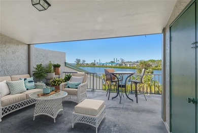 Beach Condo For Sale in Sarasota, Florida