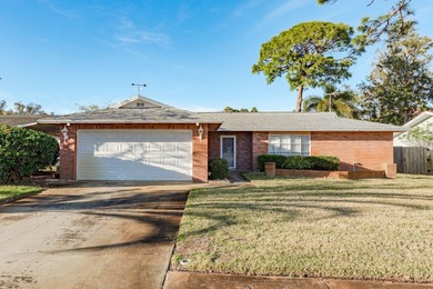 Beach Home Sale Pending in Tarpon Springs, Florida