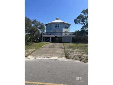 Beach Home For Sale in Gulf Shores, Alabama