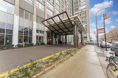 Beach Condo Active Under Contract in Chicago, Illinois