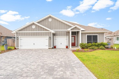Beach Home Sale Pending in Lynn Haven, Florida