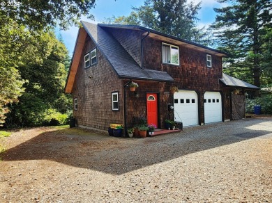 Beach Home For Sale in Port Orford, Oregon