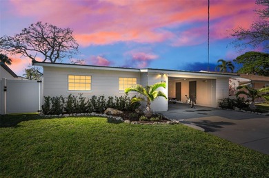 Beach Home For Sale in St. Petersburg, Florida