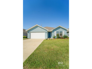 Beach Home For Sale in Foley, Alabama