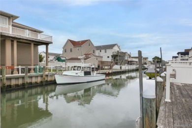 Beach Home Sale Pending in Lindenhurst, New York