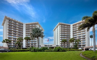 Beach Condo For Sale in Longboat Key, Florida
